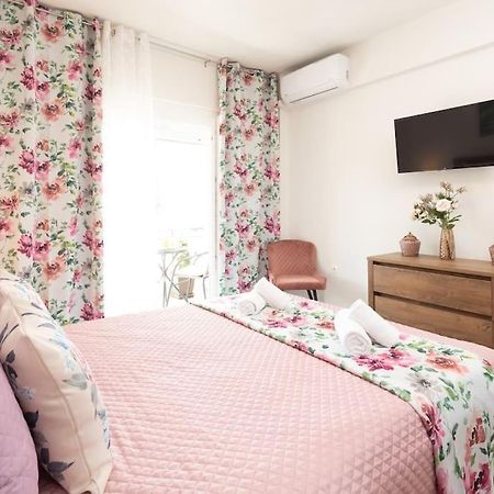 Afrodite'S Cosy And Lovely Apartment Alepou Bagian luar foto
